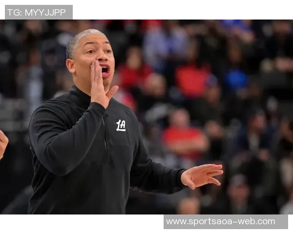 泰伦卢回应球队战绩不佳称对手更快更高大不认为我们软弱